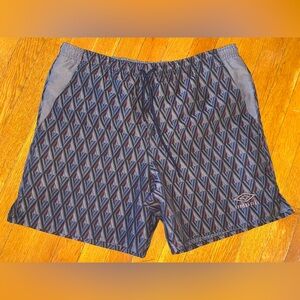 Umbro Soccer Shorts Men’s M Black Blue Diamond Aztec Athletic Pockets Lined